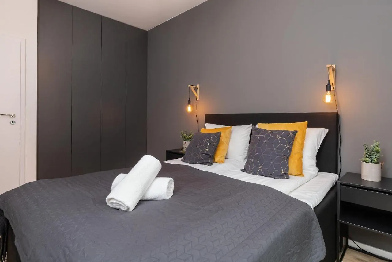 Rajska 8 Apartments Old Town Gdansk By Renters Prestige Poland